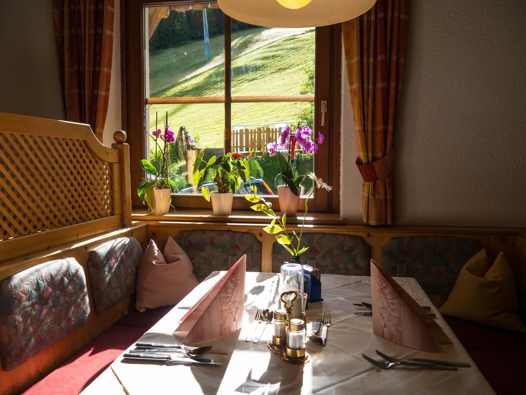 Hotel Gasthof Hinteregger Бад Кляйнкирххайм Экстерьер фото