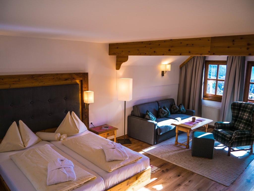 Hotel Gasthof Hinteregger Бад Кляйнкирххайм Экстерьер фото