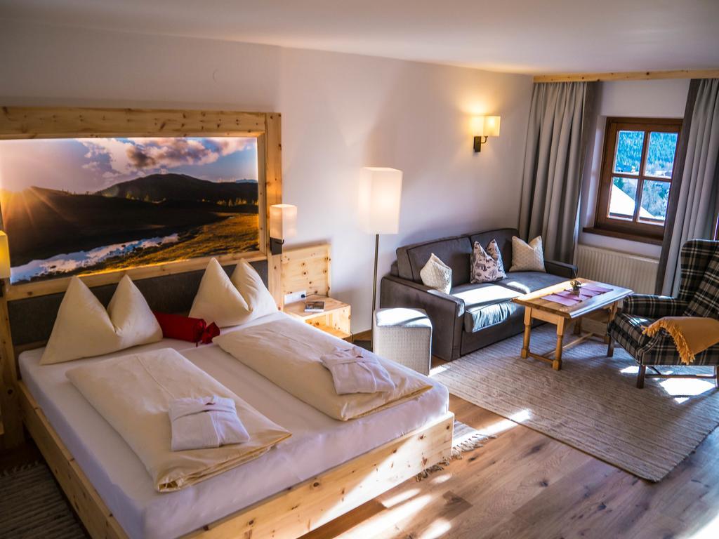 Hotel Gasthof Hinteregger Бад Кляйнкирххайм Экстерьер фото