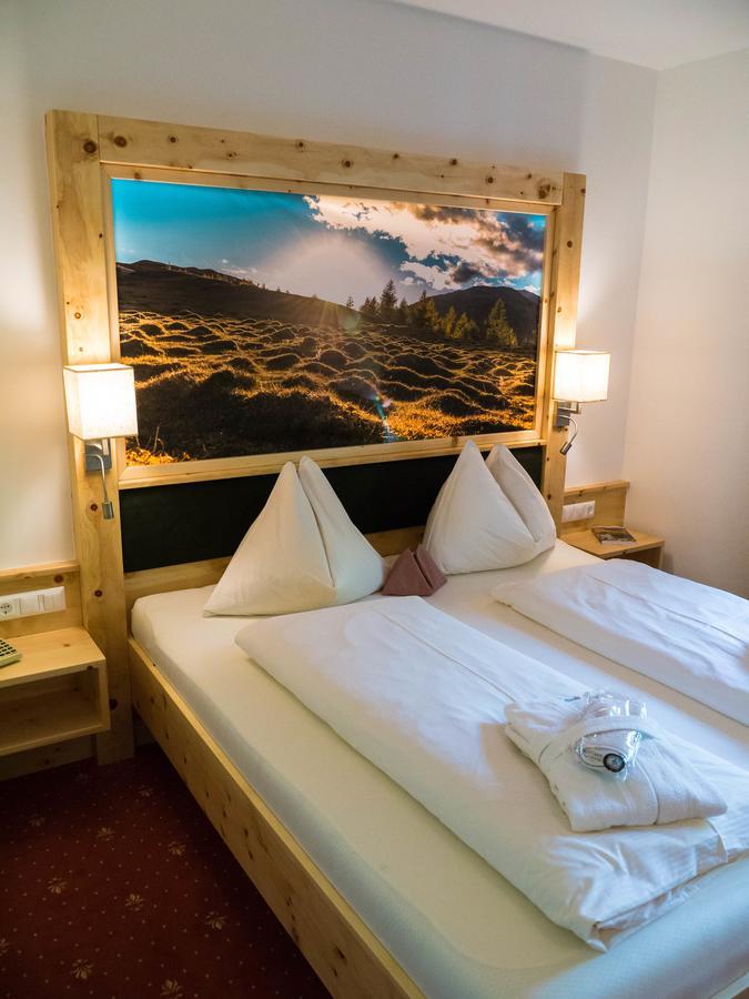 Hotel Gasthof Hinteregger Бад Кляйнкирххайм Экстерьер фото